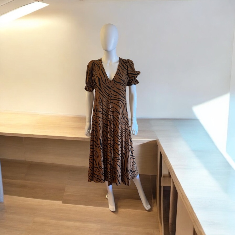 Faithful The Brand Maggie Midi Dress Kenya Animal Print Size 4